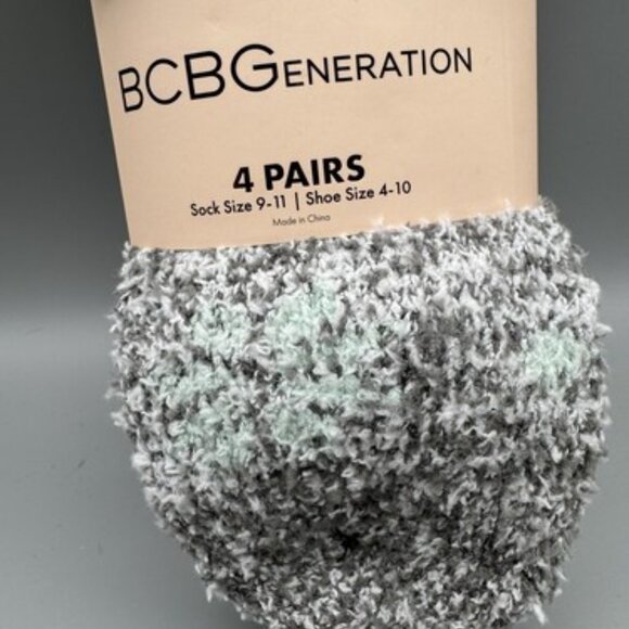 Women’s BCBG Socks Pack Of 4 Winter Fuzzy Low Cut Socks Multicolor Size 9-11 - Picture 4 of 6